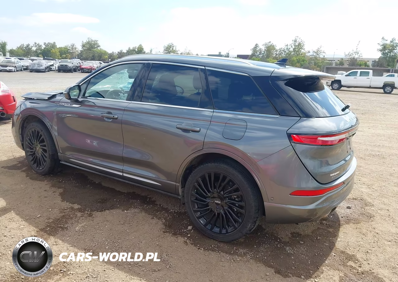 2022 Lincoln Corsair Reserve VIN:5LMCJ2C98NUL00989 - 3