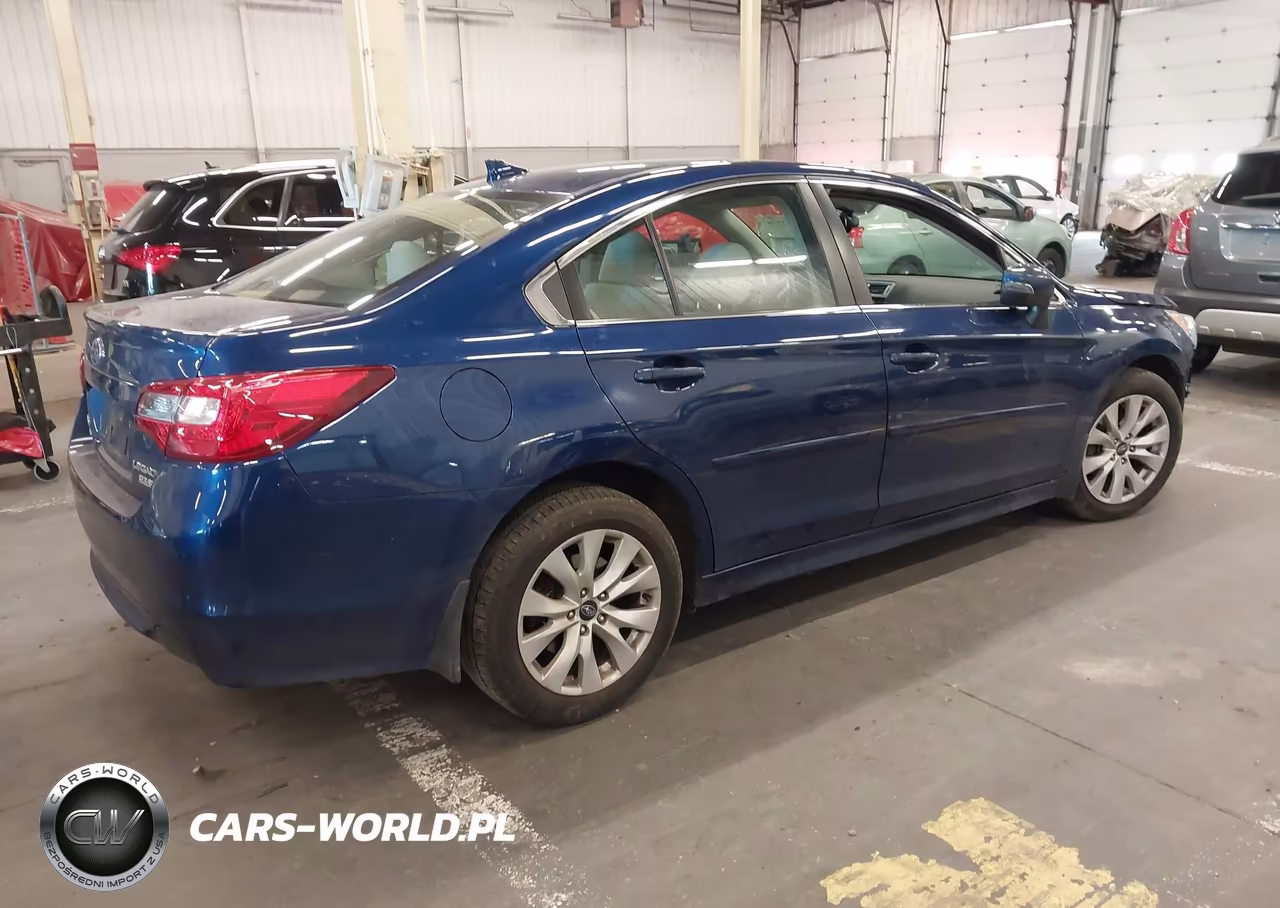 2017 Subaru Legacy 2.5I Premium VIN:4S3BNAH68H3031192 - 4