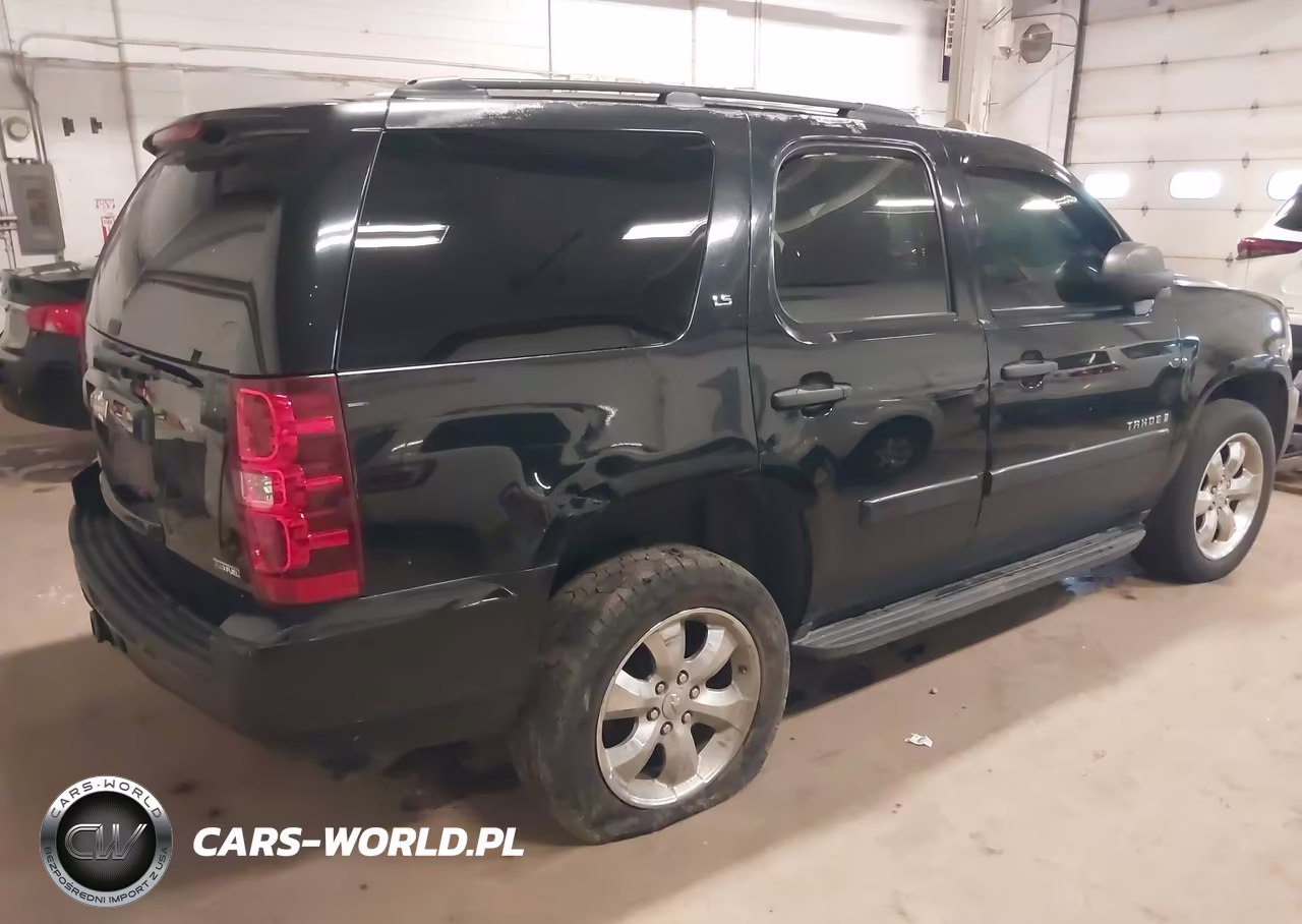 2008 Chevrolet Tahoe Ls VIN:1GNFK130X8J152807 - 4