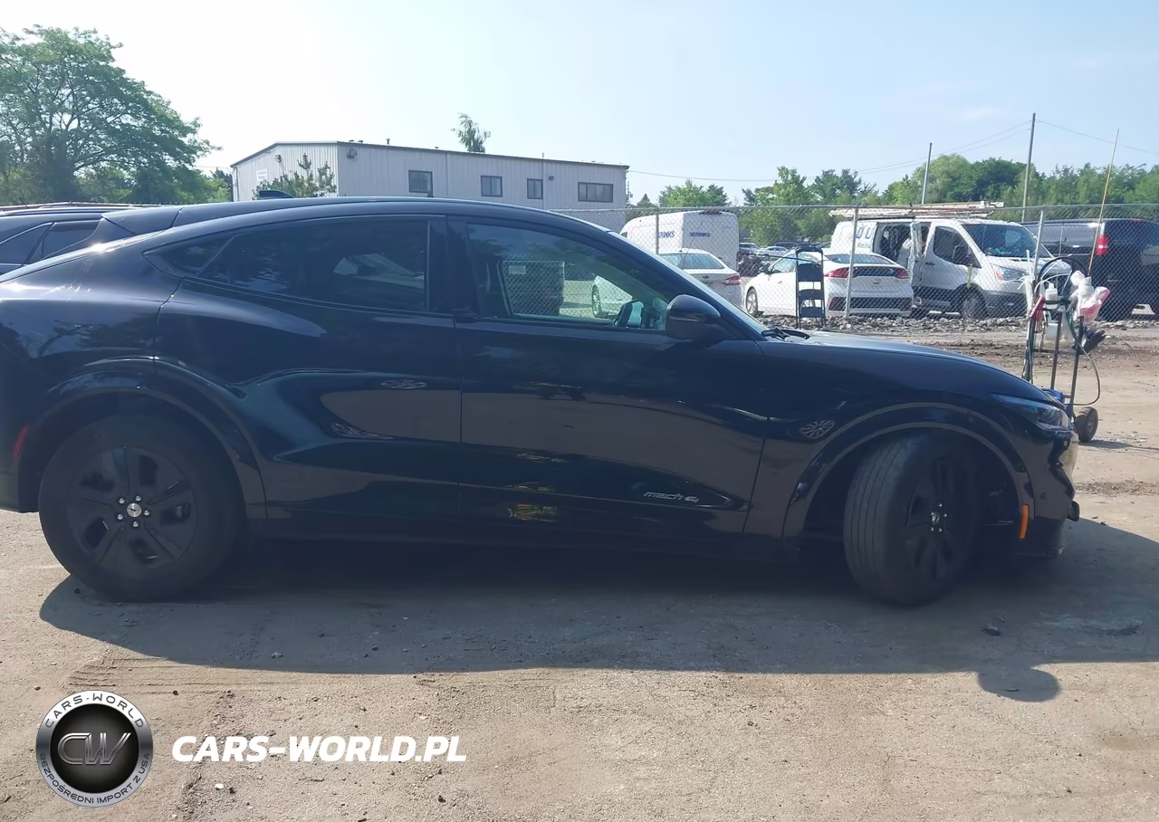 2022 Ford Mustang Mach-E California Route 1 VIN:3FMTK2SUXNMA45482 - 13