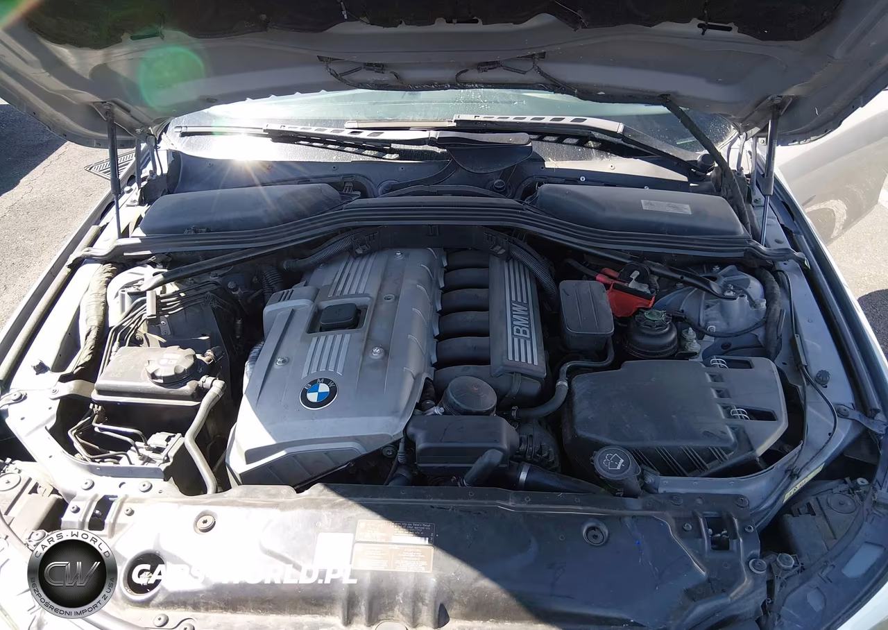 2007 BMW 525I VIN:WBANE53537CY07131 - 10