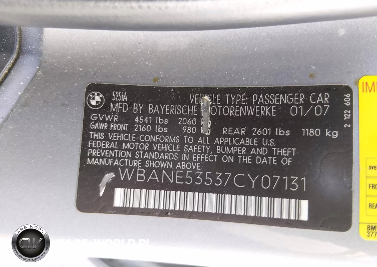 2007 BMW 525I VIN:WBANE53537CY07131 - 9
