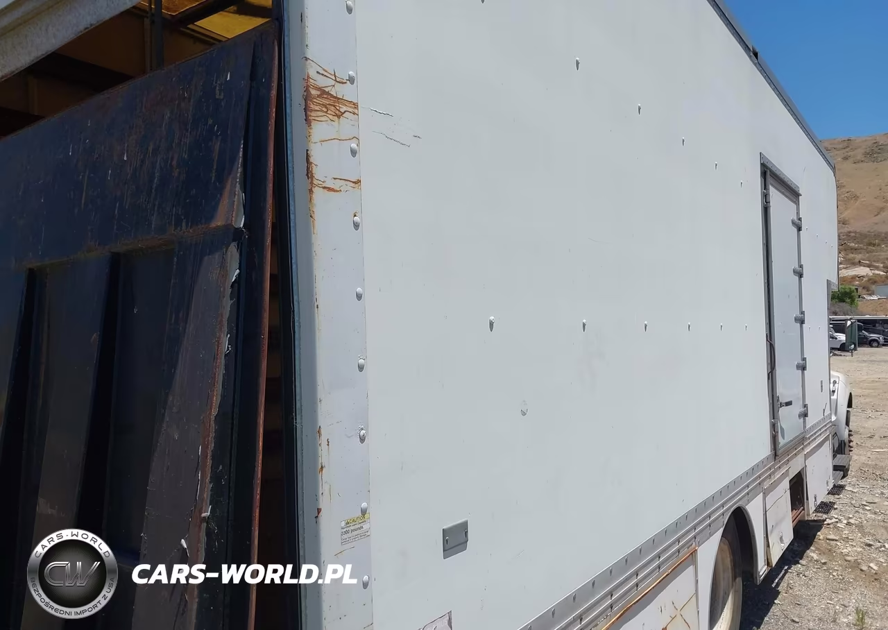 2009 Ford F-650 Xl-Xlt VIN:3FRNW65H79V115031 - 4