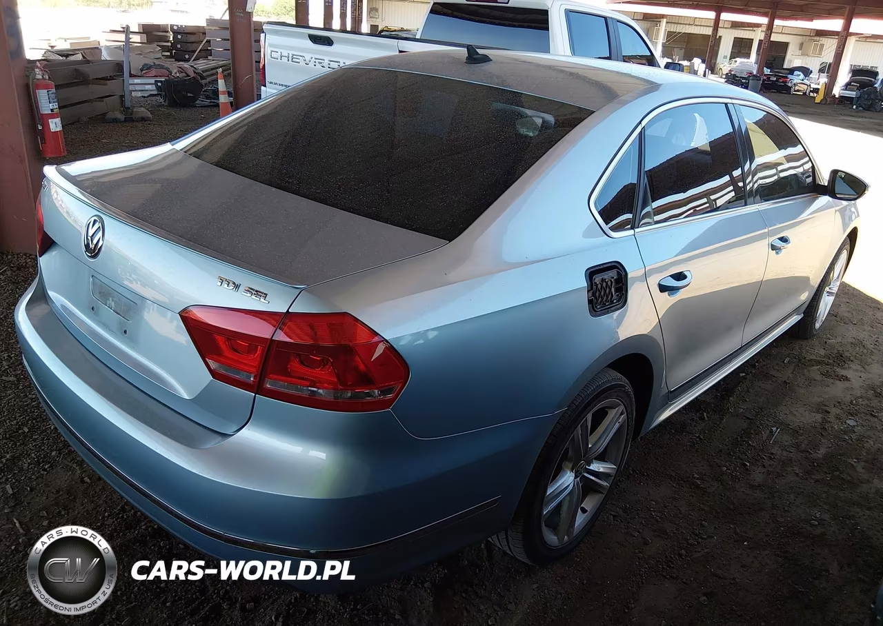 2013 Volkswagen Passat 2.0L Tdi Sel Premium VIN:1VWCN7A37DC007707 - 4