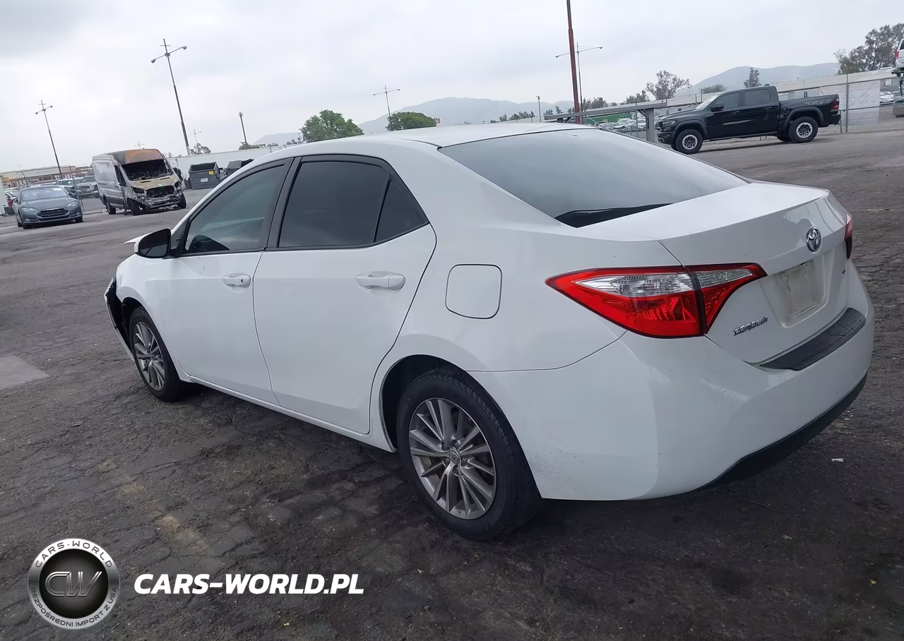 2014 Toyota Corolla Le Plus VIN:5YFBURHE7EP060906 - 3