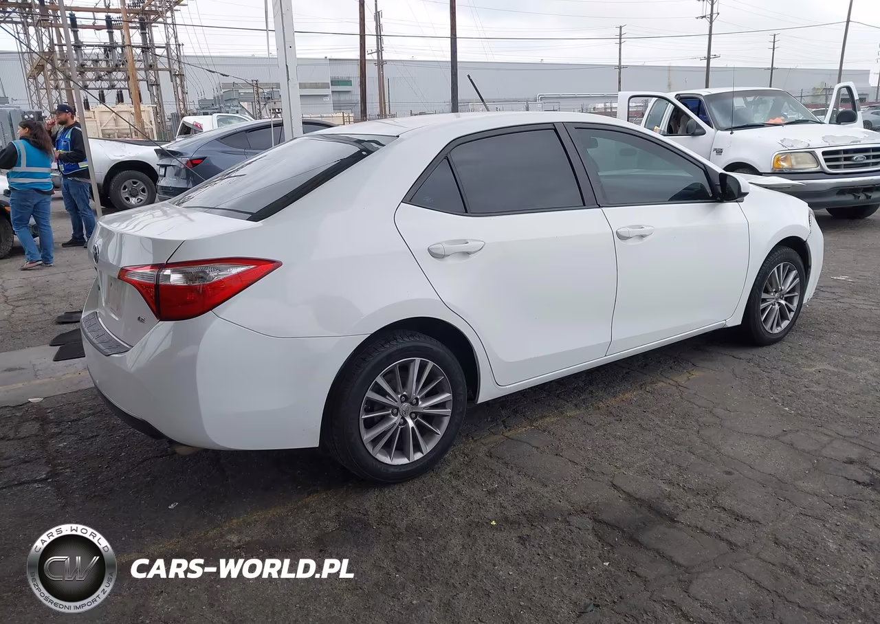 2014 Toyota Corolla Le Plus VIN:5YFBURHE7EP060906 - 4