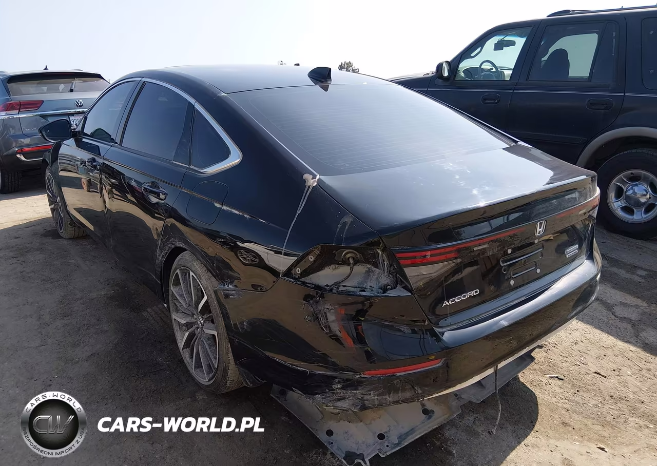 2024 Honda Accord Hybrid Touring VIN:1HGCY2F87RA068741 - 3