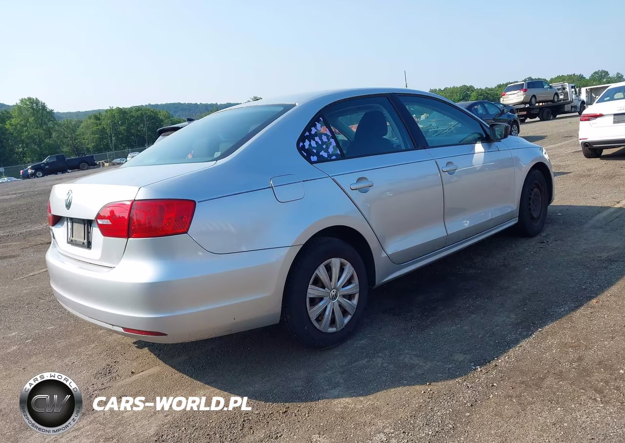 2012 Volkswagen Jetta 2.0L S VIN:3VW2K7AJ1CM414762 - 4