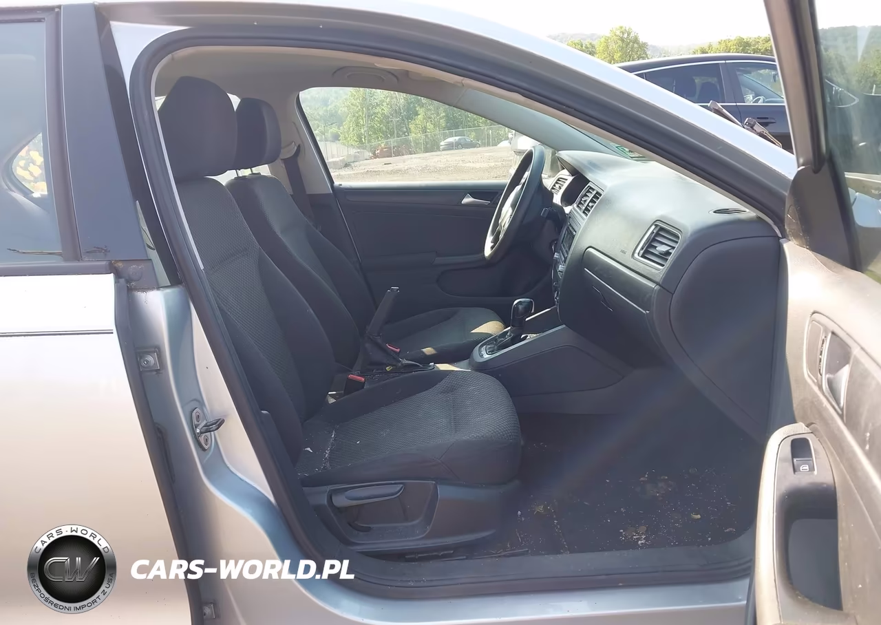 2012 Volkswagen Jetta 2.0L S VIN:3VW2K7AJ1CM414762 - 5
