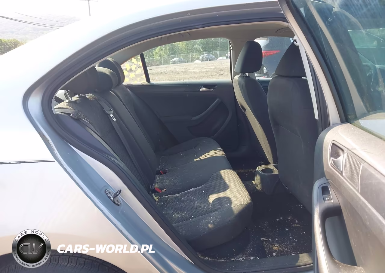 2012 Volkswagen Jetta 2.0L S VIN:3VW2K7AJ1CM414762 - 8