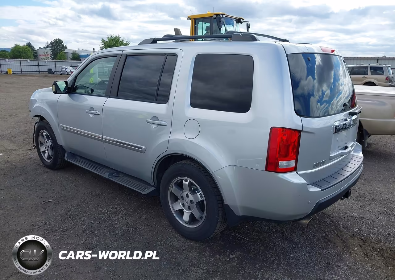2009 Honda Pilot Touring VIN:5FNYF48959B003969 - 3