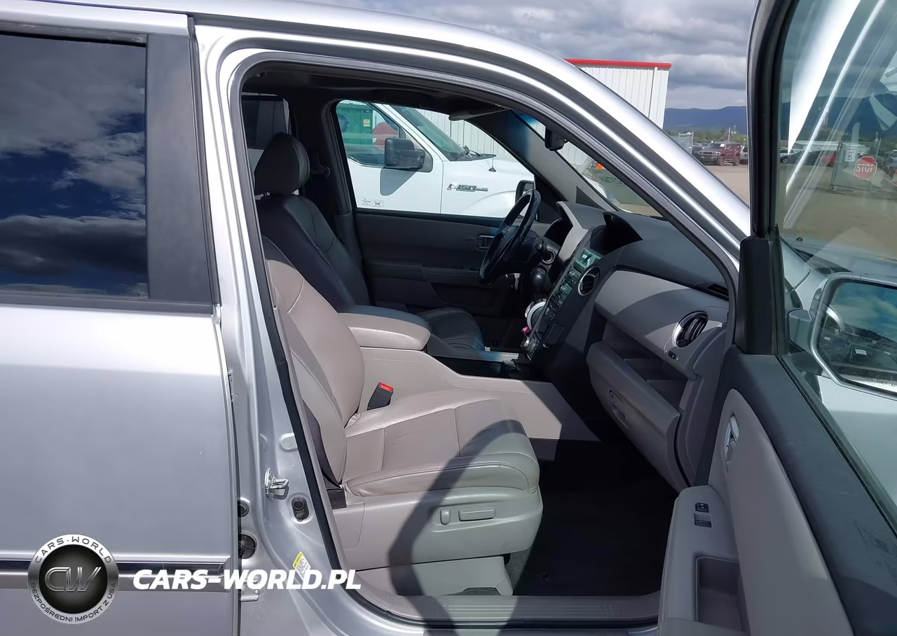 2009 Honda Pilot Touring VIN:5FNYF48959B003969 - 5