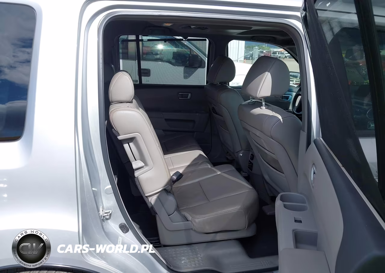 2009 Honda Pilot Touring VIN:5FNYF48959B003969 - 8