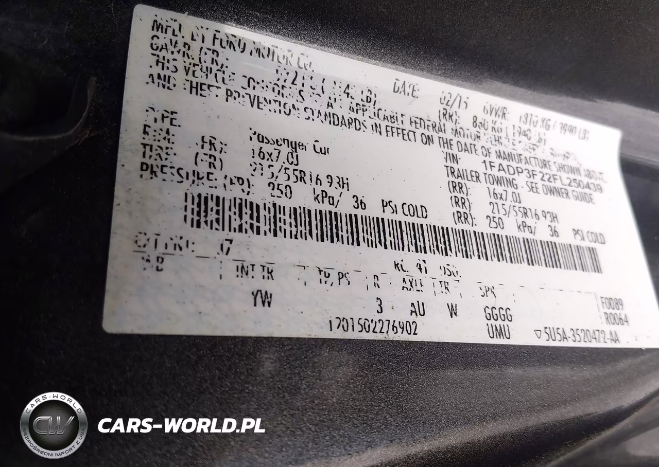2015 Ford Focus Se VIN:1FADP3F22FL250439 - 9