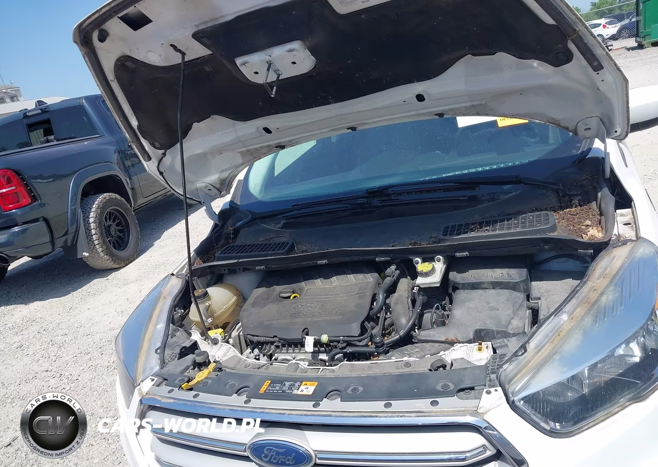 2018 Ford Escape Se VIN:1FMCU0GD0JUB75588 - 10