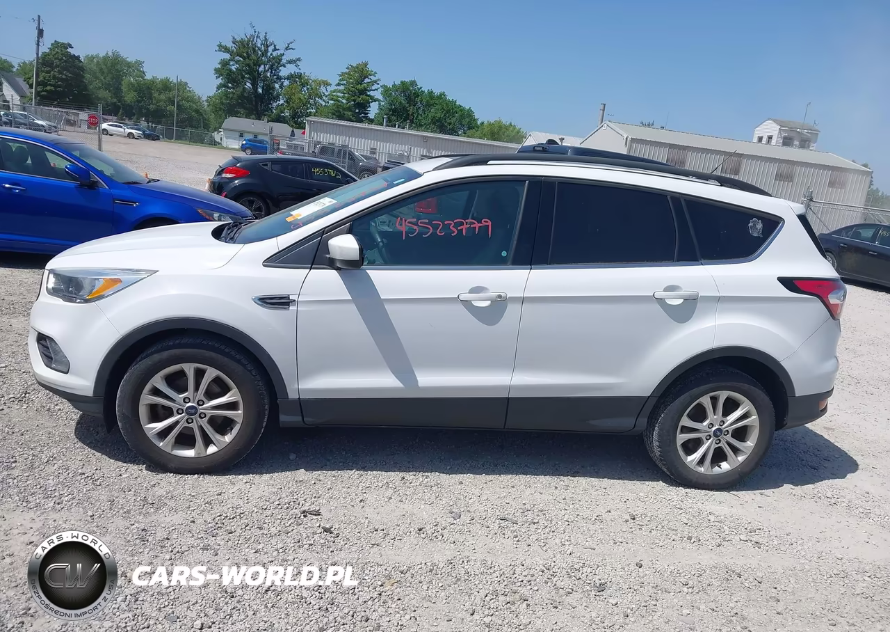 2018 Ford Escape Se VIN:1FMCU0GD0JUB75588 - 14