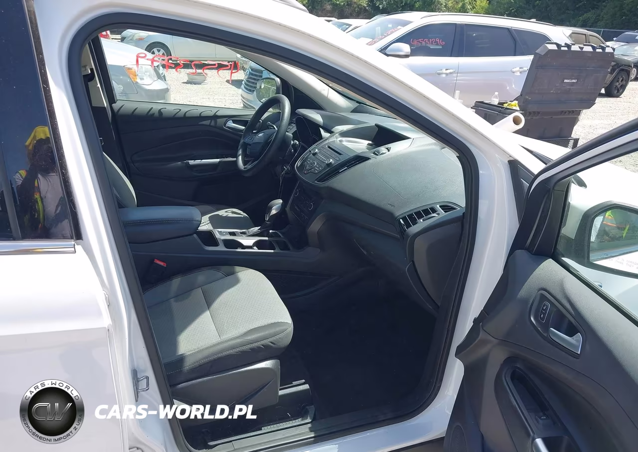 2018 Ford Escape Se VIN:1FMCU0GD0JUB75588 - 5