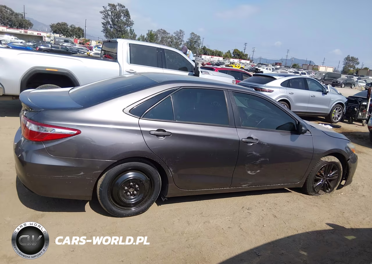 2015 Toyota Camry Se VIN:4T1BF1FK6FU094792 - 13