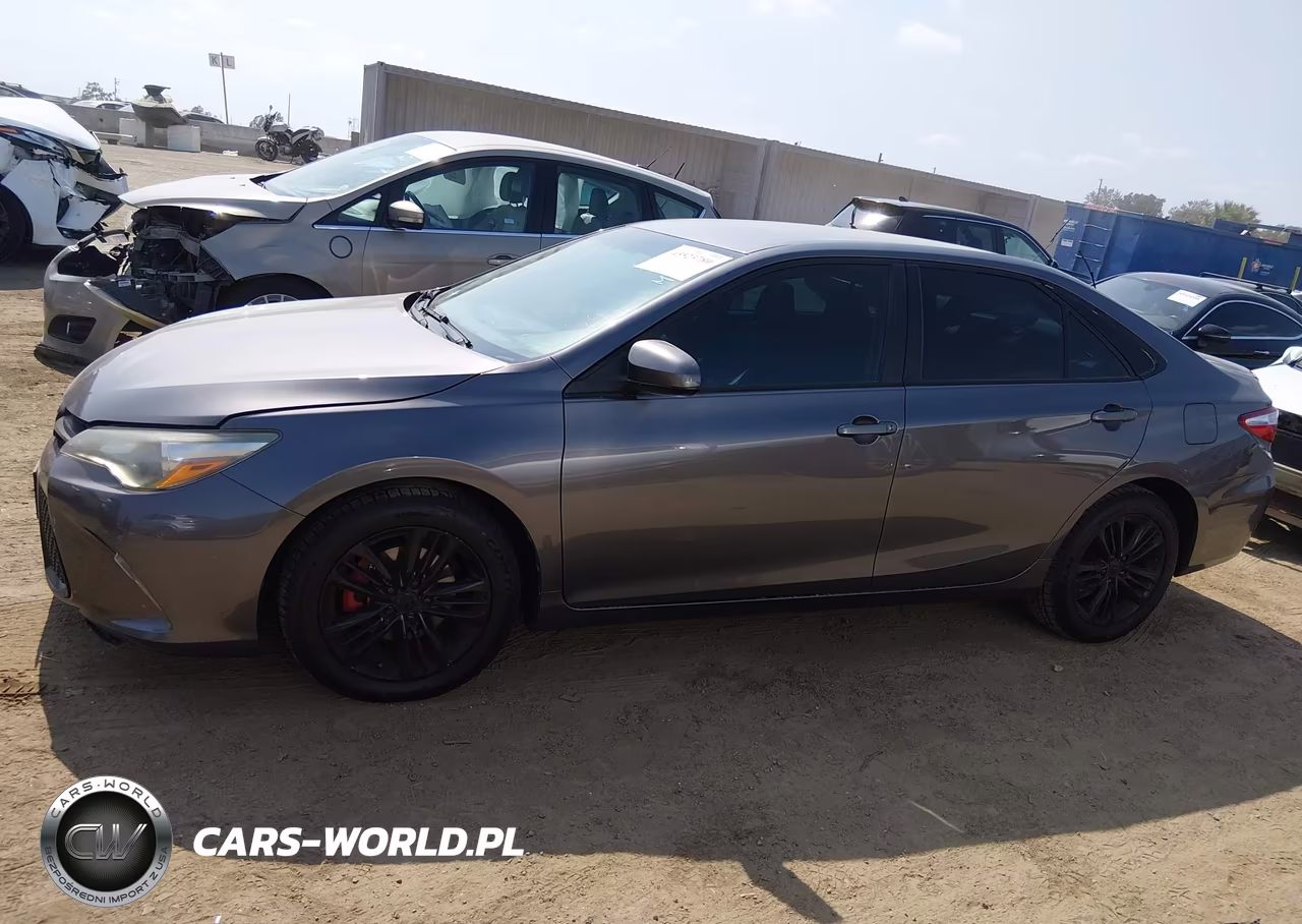 2015 Toyota Camry Se VIN:4T1BF1FK6FU094792 - 14