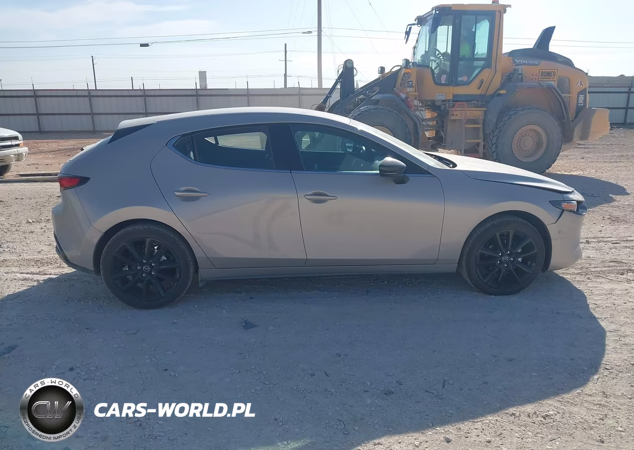 2026 Mazda Mazda3 2.5 S Select Sport VIN:JM1BPAKLXT1882617 - 13
