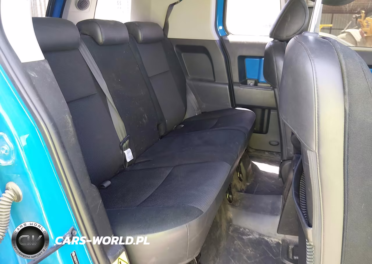 2007 Toyota Fj Cruiser VIN:JTEBU11F170074247 - 8