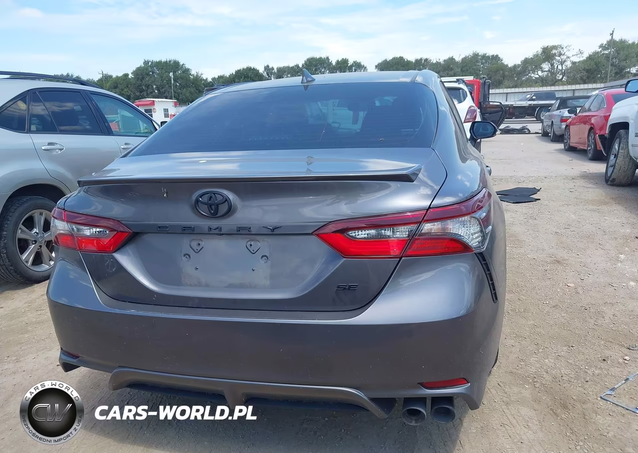2022 Toyota Camry Se VIN:4T1G11AK2NU681503 - 17
