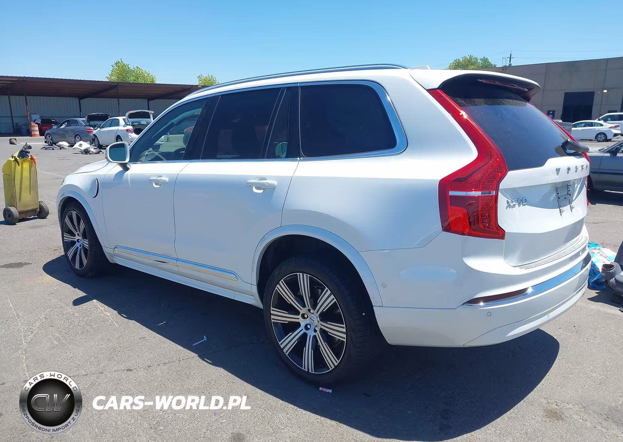 2025 Volvo Xc90 Plug-In Hybrid T8 Ultra 7-Seater VIN:YV4H60PFXS1314471 - 3