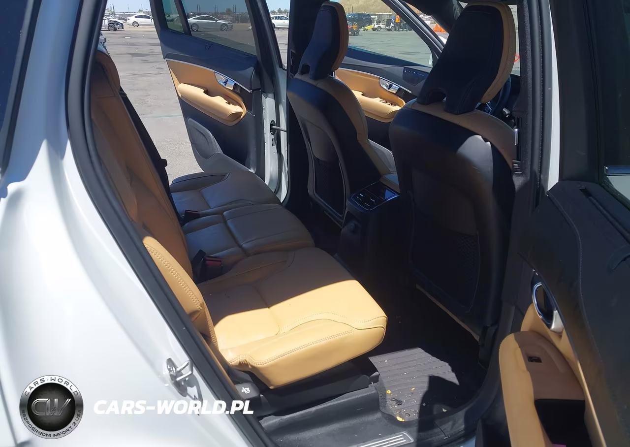 2025 Volvo Xc90 Plug-In Hybrid T8 Ultra 7-Seater VIN:YV4H60PFXS1314471 - 8