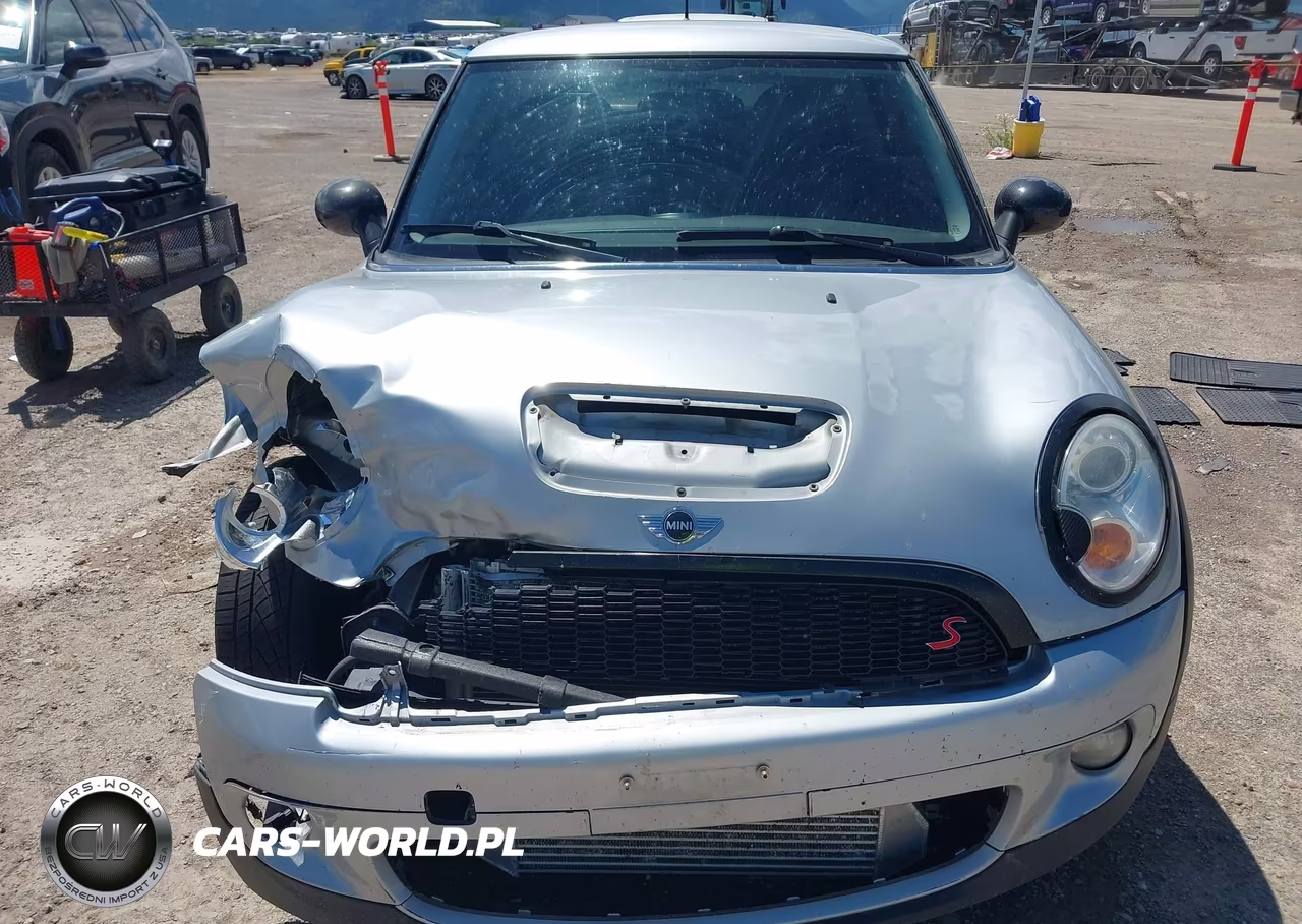 2009 Mini Cooper S VIN:WMWMF73559TT94247 - 12