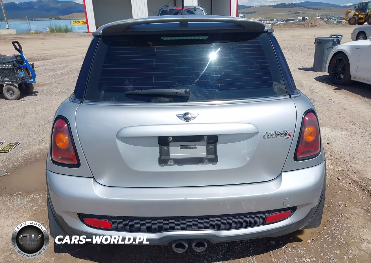 2009 Mini Cooper S VIN:WMWMF73559TT94247 - 16