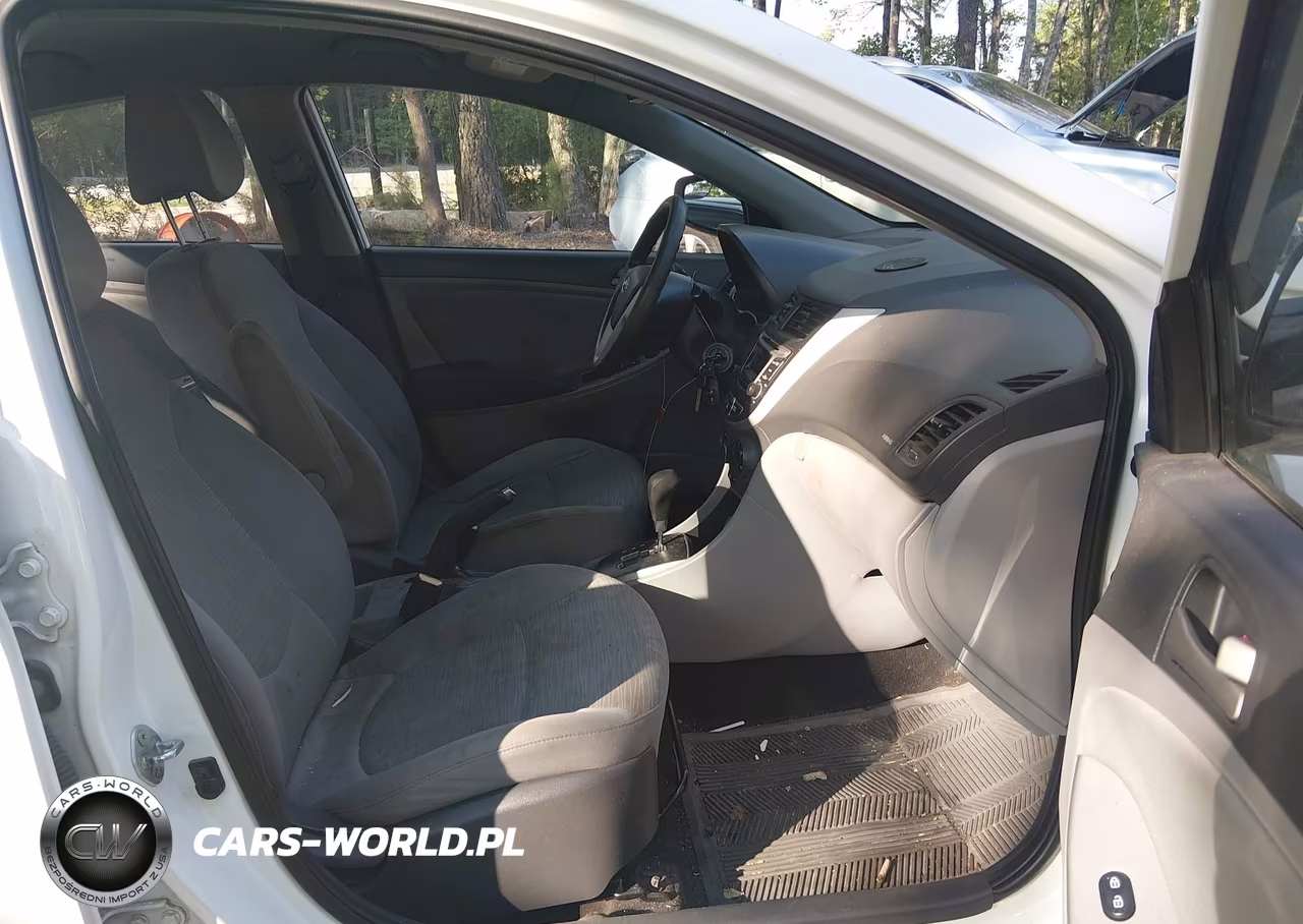 2015 Hyundai Accent Gls VIN:KMHCT4AE7FU857189 - 5