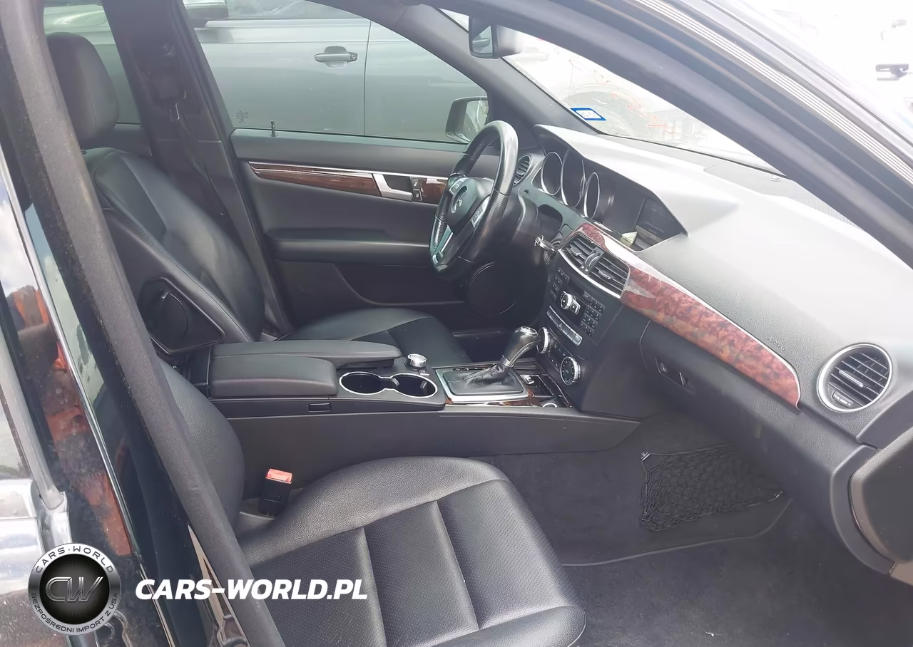 2014 Mercedes-Benz C 250 Sport VIN:WDDGF4HB9EA938113 - 5