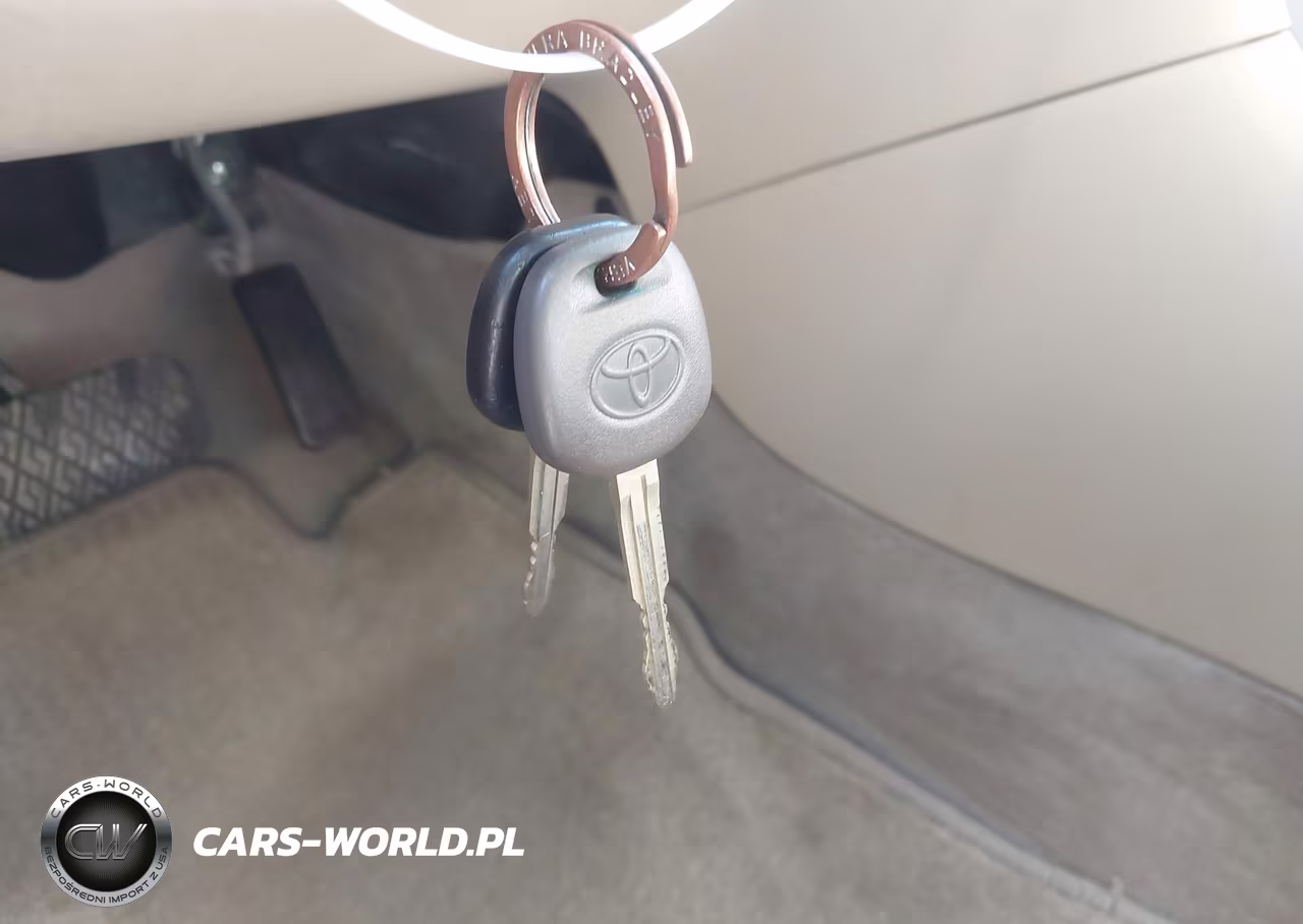 2007 Toyota Corolla Ce VIN:JTDBR32E070120612 - 11