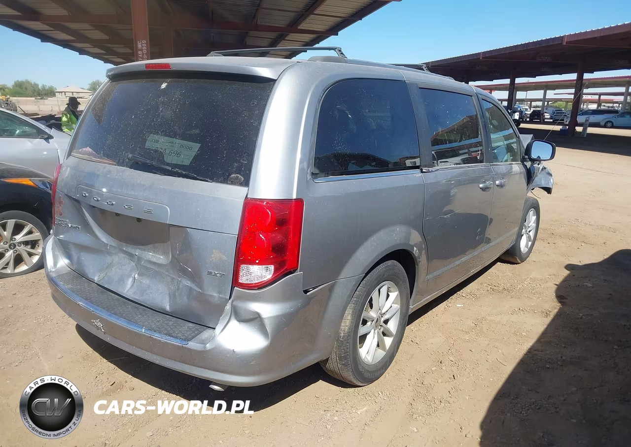 2020 Dodge Grand Caravan Sxt VIN:2C4RDGCG0LR201369 - 4