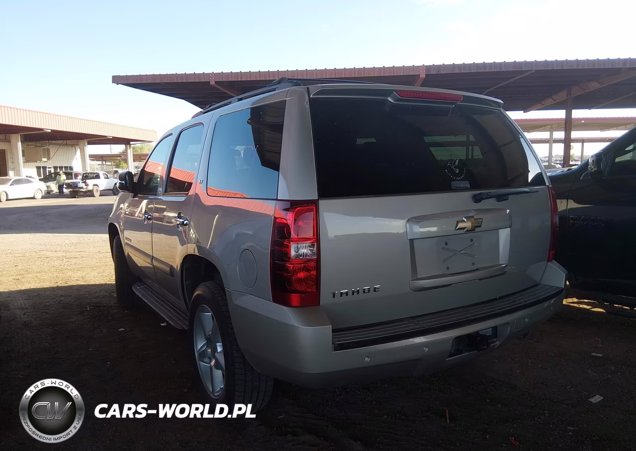 2008 Chevrolet Tahoe Lt VIN:1GNFC13JX8J180368 - 3