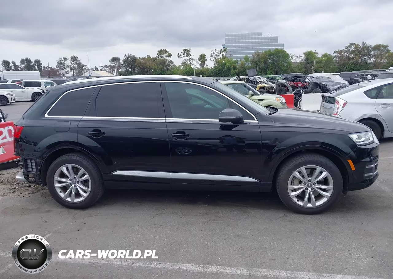 2017 Audi Q7 2.0T Premium VIN:WA1LHAF7XHD047289 - 14