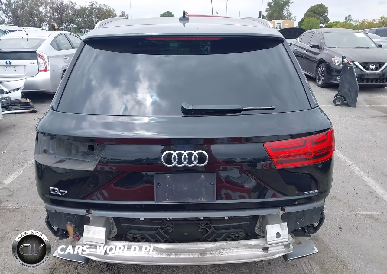 2017 Audi Q7 2.0T Premium VIN:WA1LHAF7XHD047289 - 17