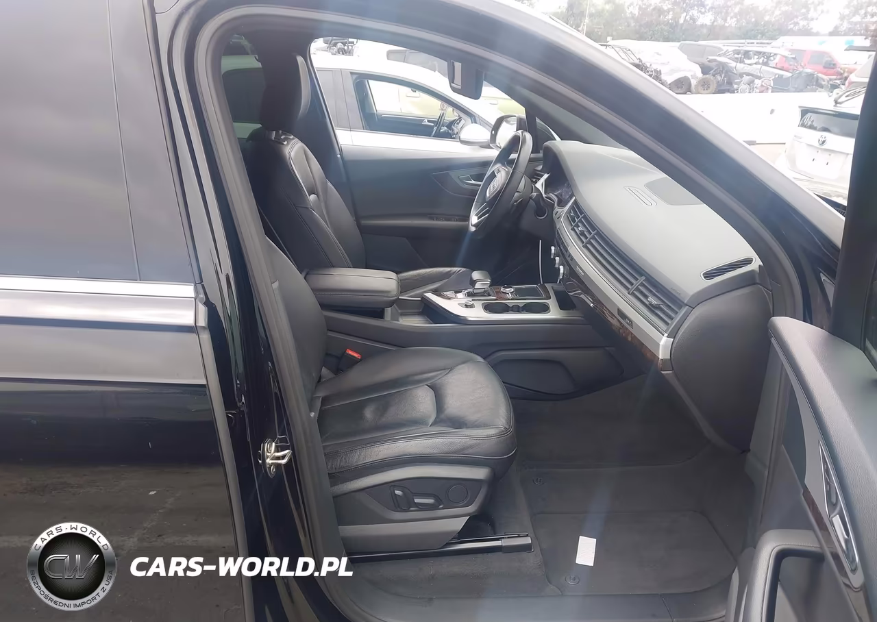 2017 Audi Q7 2.0T Premium VIN:WA1LHAF7XHD047289 - 5