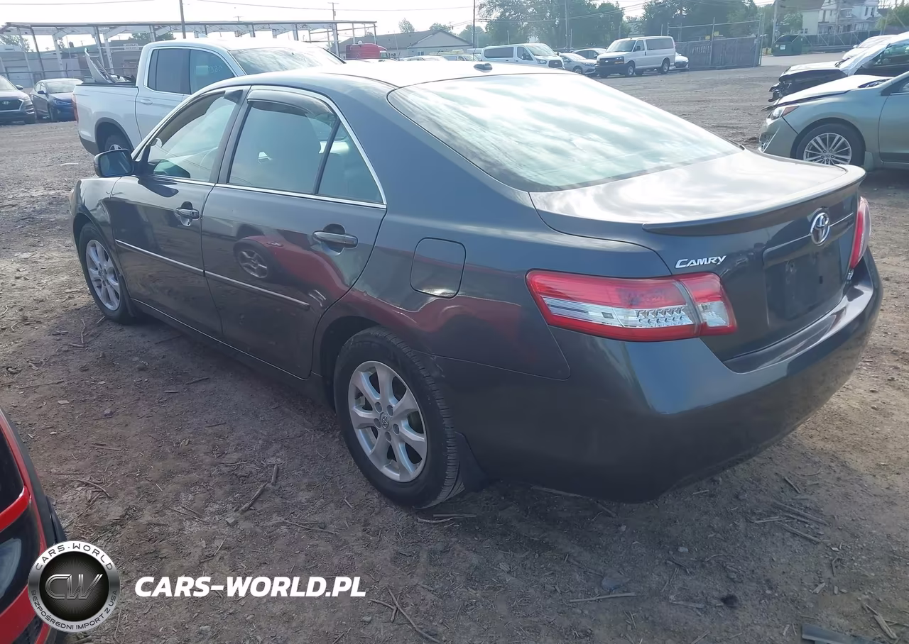 2011 Toyota Camry Le VIN:4T1BF3EK1BU230205 - 3