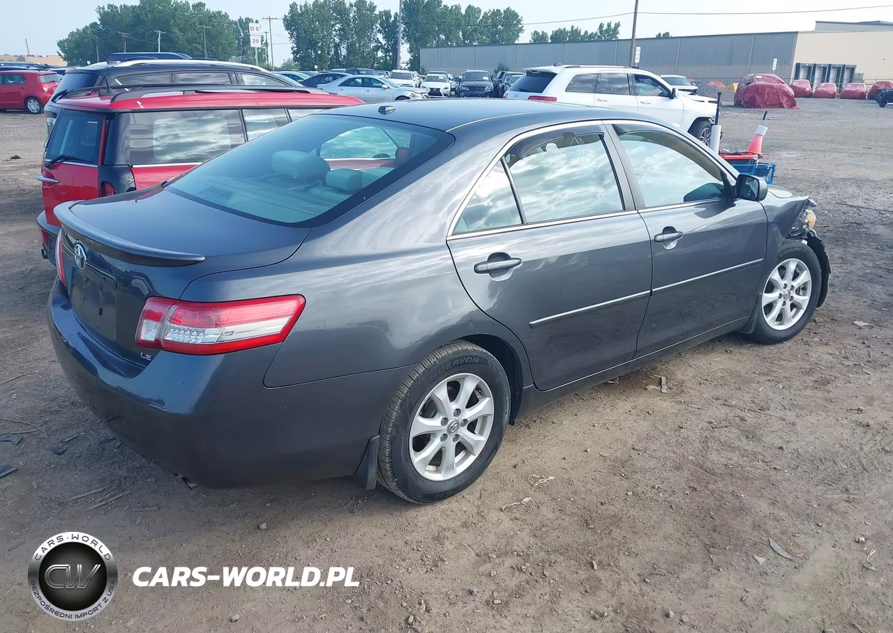 2011 Toyota Camry Le VIN:4T1BF3EK1BU230205 - 4