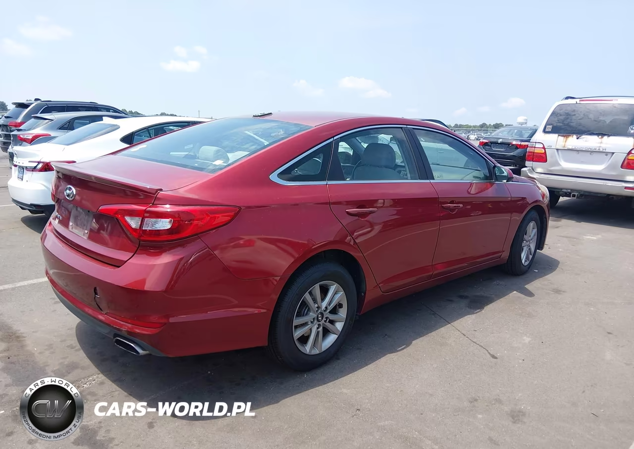 2015 Hyundai Sonata Se VIN:5NPE24AF7FH008845 - 4