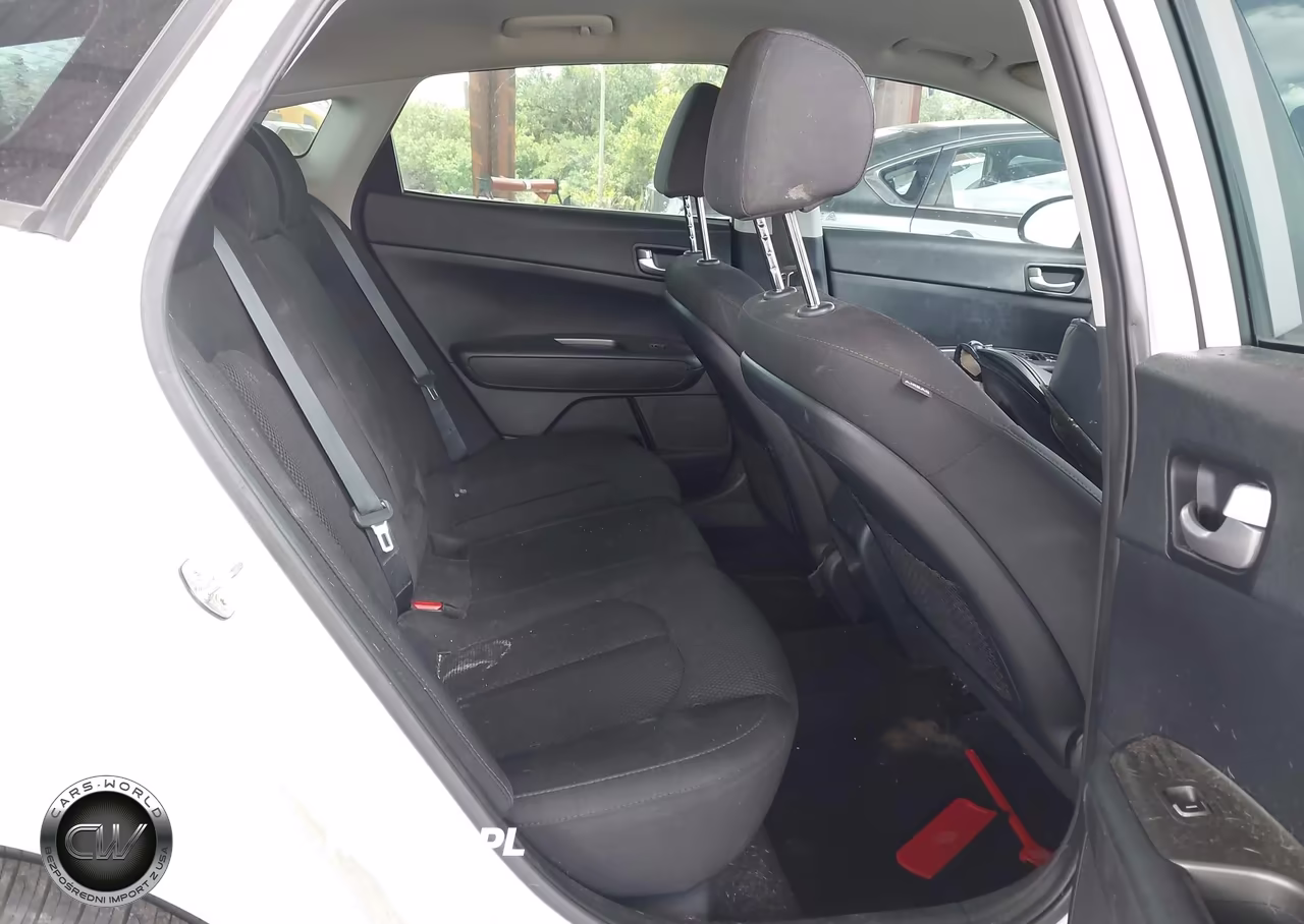2019 Kia Optima Lx VIN:5XXGT4L35KG348557 - 8
