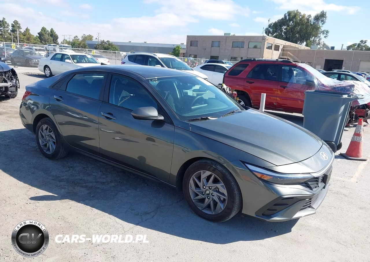 2024 Hyundai Elantra Sel – zdjęcie 1 z 17