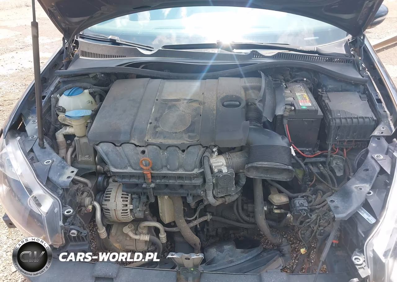 2010 Volkswagen Golf 2-Door VIN:WVWAA7AJ4AW300155 - 10