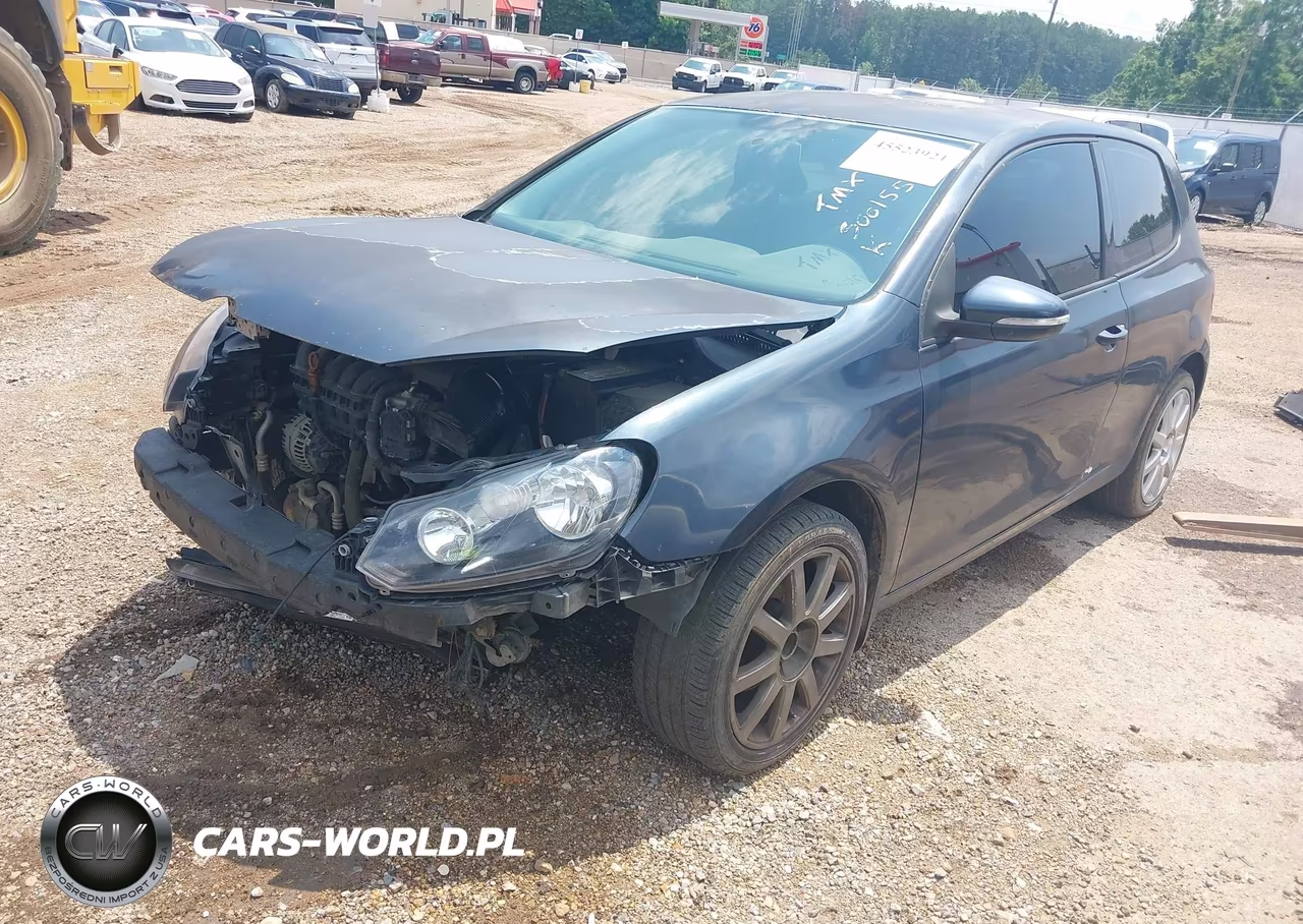 2010 Volkswagen Golf 2-Door VIN:WVWAA7AJ4AW300155 - 2