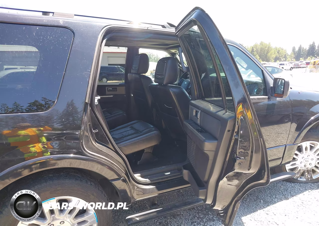 2012 Ford Expedition Limited VIN:1FMJU2A50CEF67147 - 8