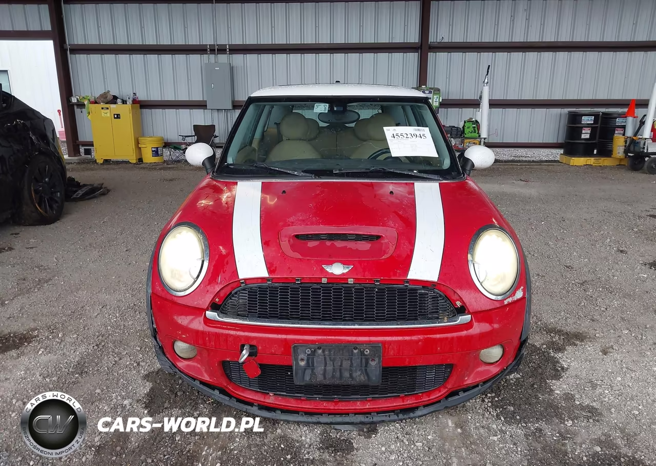 2008 Mini Cooper S VIN:WMWMF73538TV39025 - 12