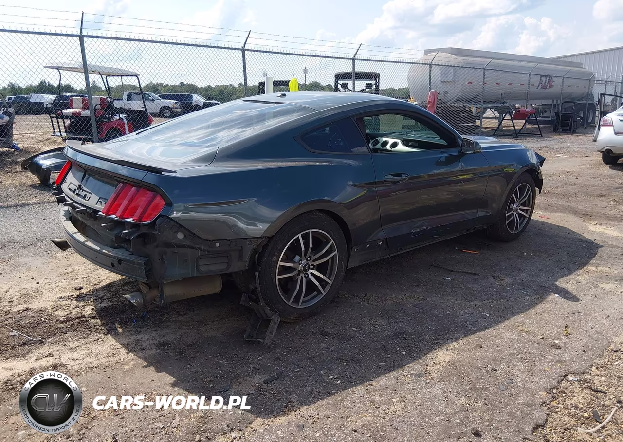 2015 Ford Mustang Ecoboost VIN:1FA6P8TH8F5382818 - 4