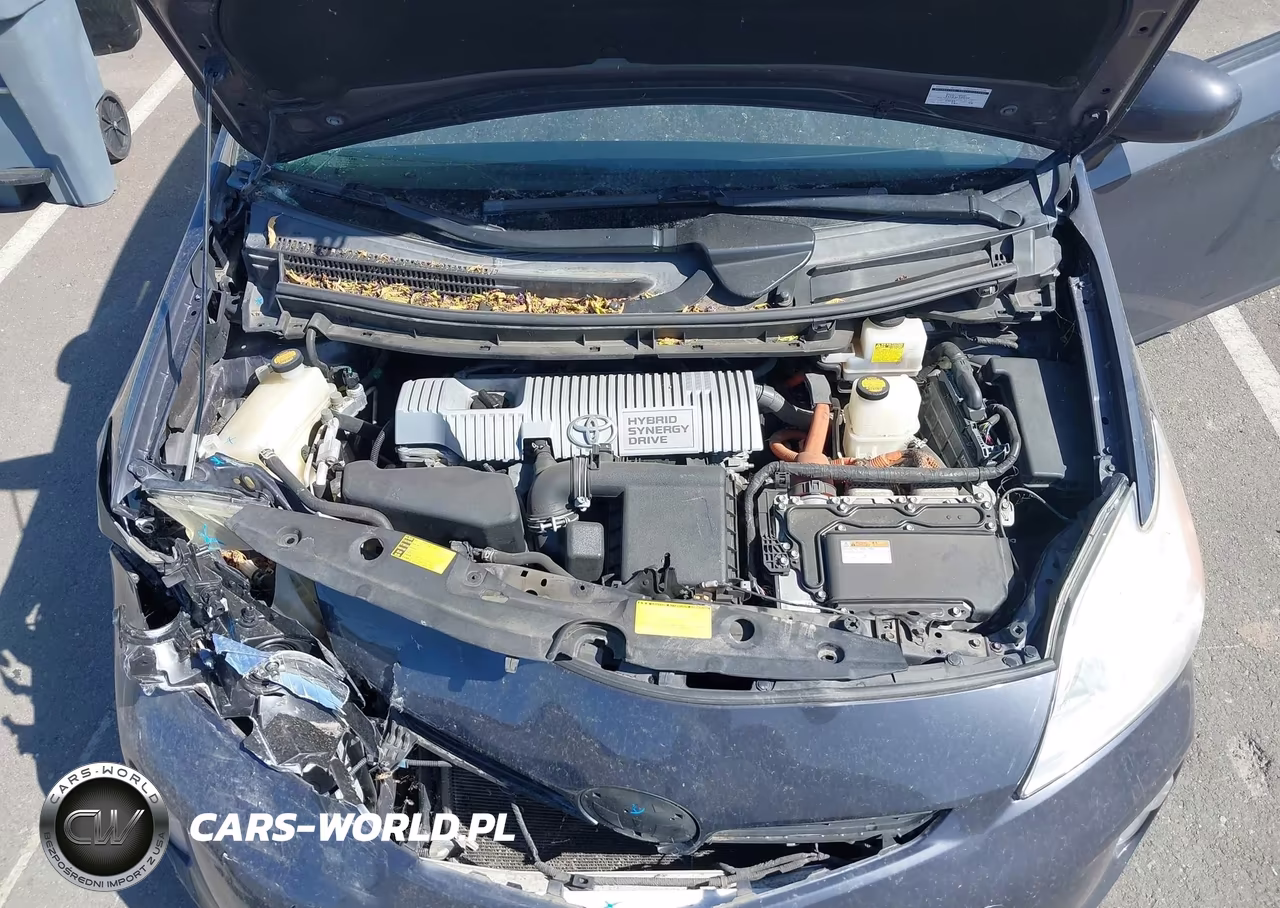 2014 Toyota Prius Three VIN:JTDKN3DU1E0361365 - 10
