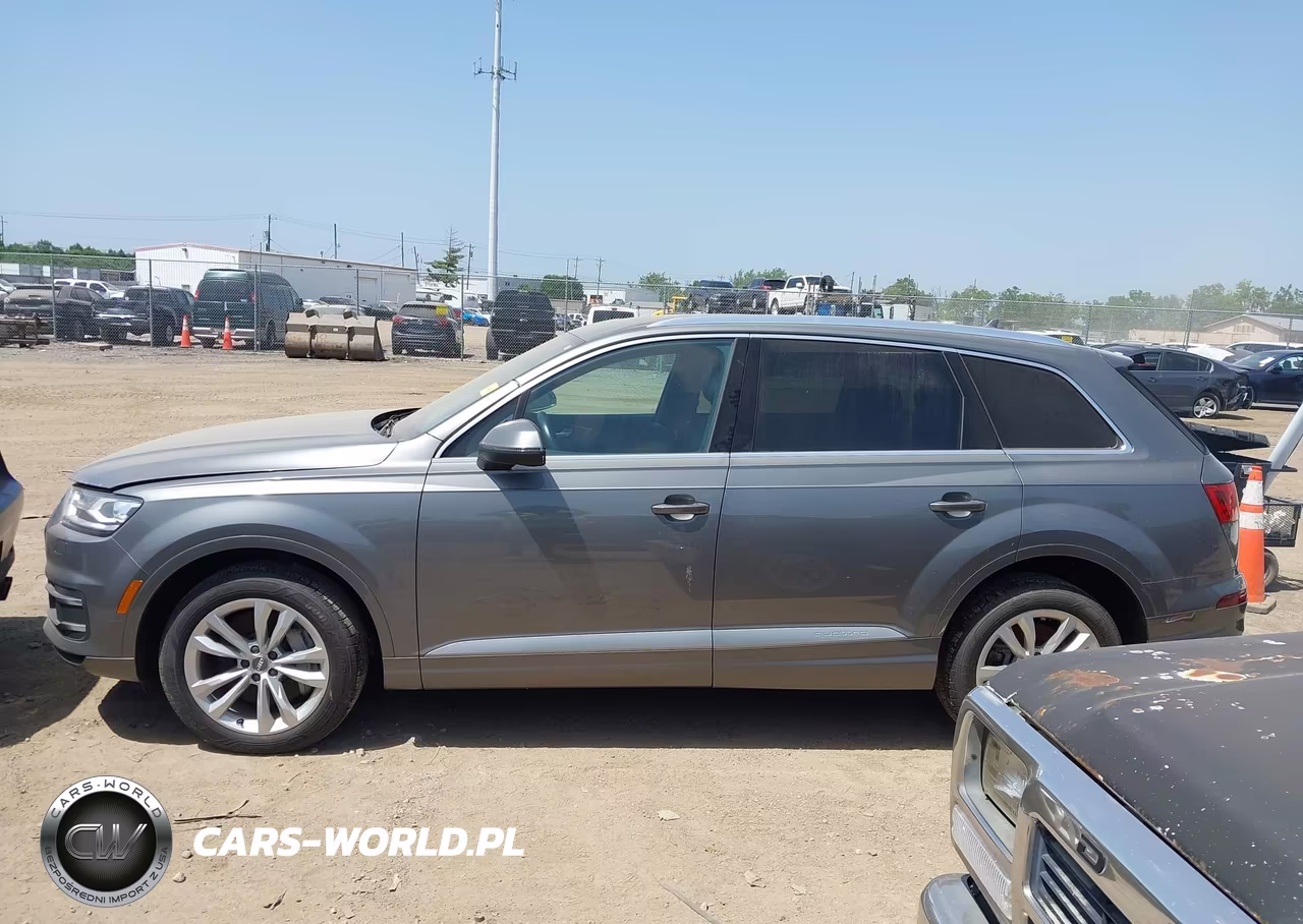 2017 Audi Q7 3.0T Premium VIN:WA1LAAF79HD019844 - 14